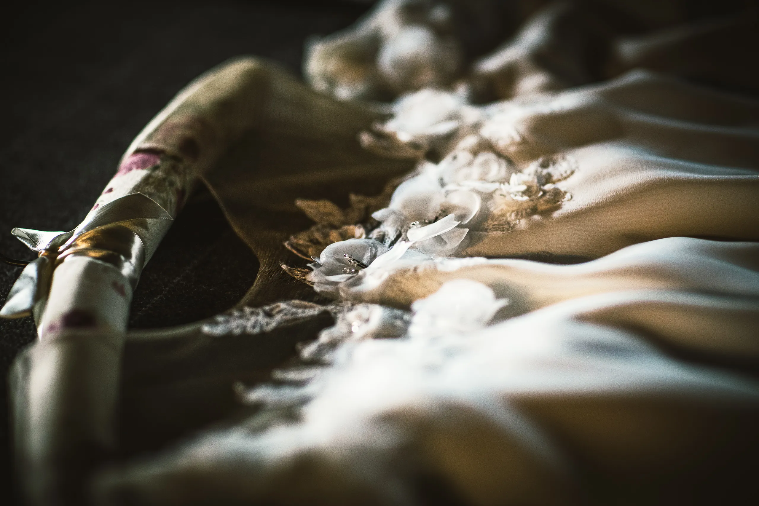 Candid documentary wedding photography in Glasgow & Scotland - In Lexi Studio